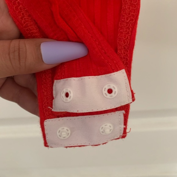 Red body suit - Picture 4 of 4